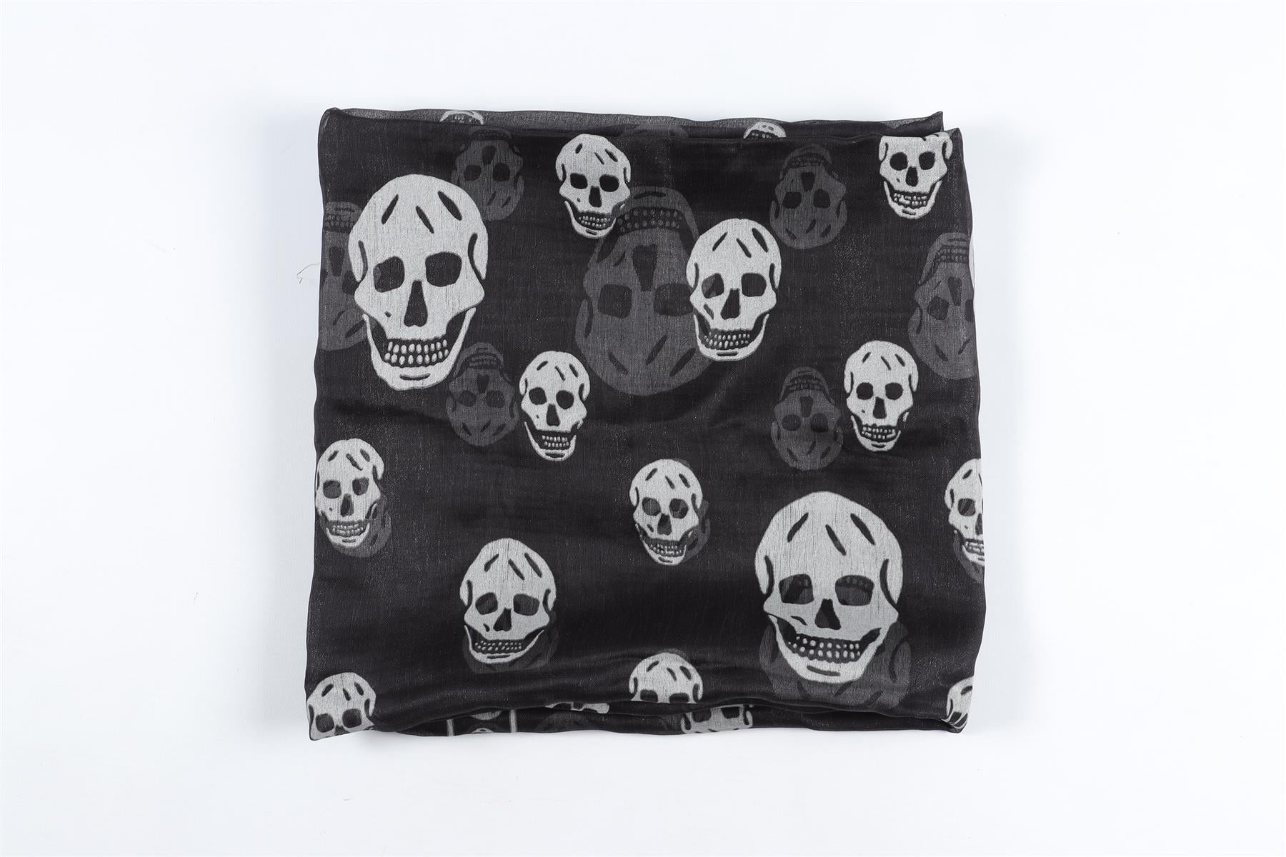 ALEXANDER MCQUEEN BLACK SILK SCARF ONE SIZE