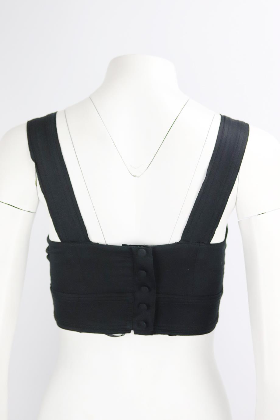 AJE CROPPED CUT OUT COTTON TOP UK 6