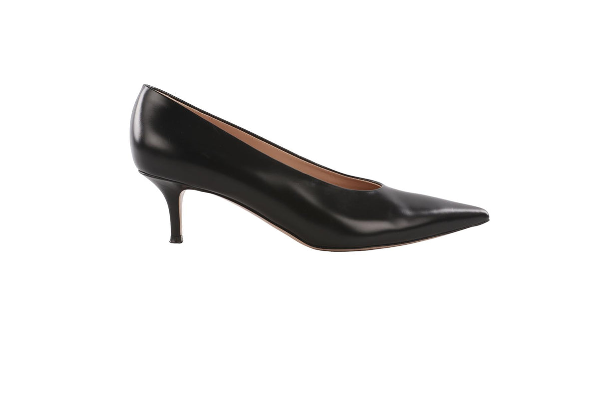 GIANVITO ROSSI BLACK LEATHER PUMPS EU 39 UK 6 US 9