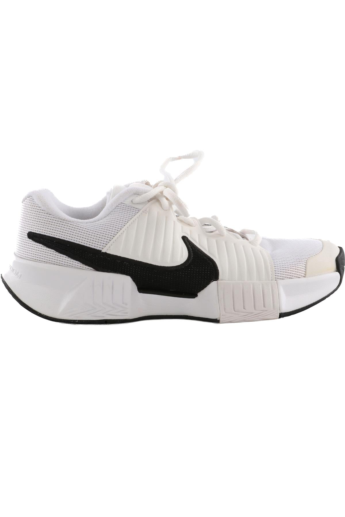 NIKE WHITE GP CHALLENGE PRO TENNIS SNEAKERS EU 39 UK 5.5 US 8