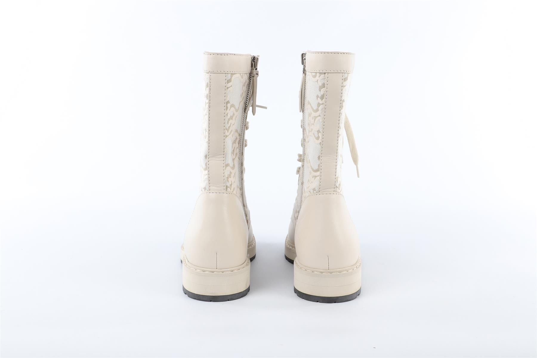 FENDI ECRU FF LEATHER ANKLE BOOTS EU 39 UK 6 US 9