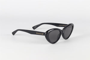 GUCCI BLACK CAT EYE ACETATE SUNGLASSES