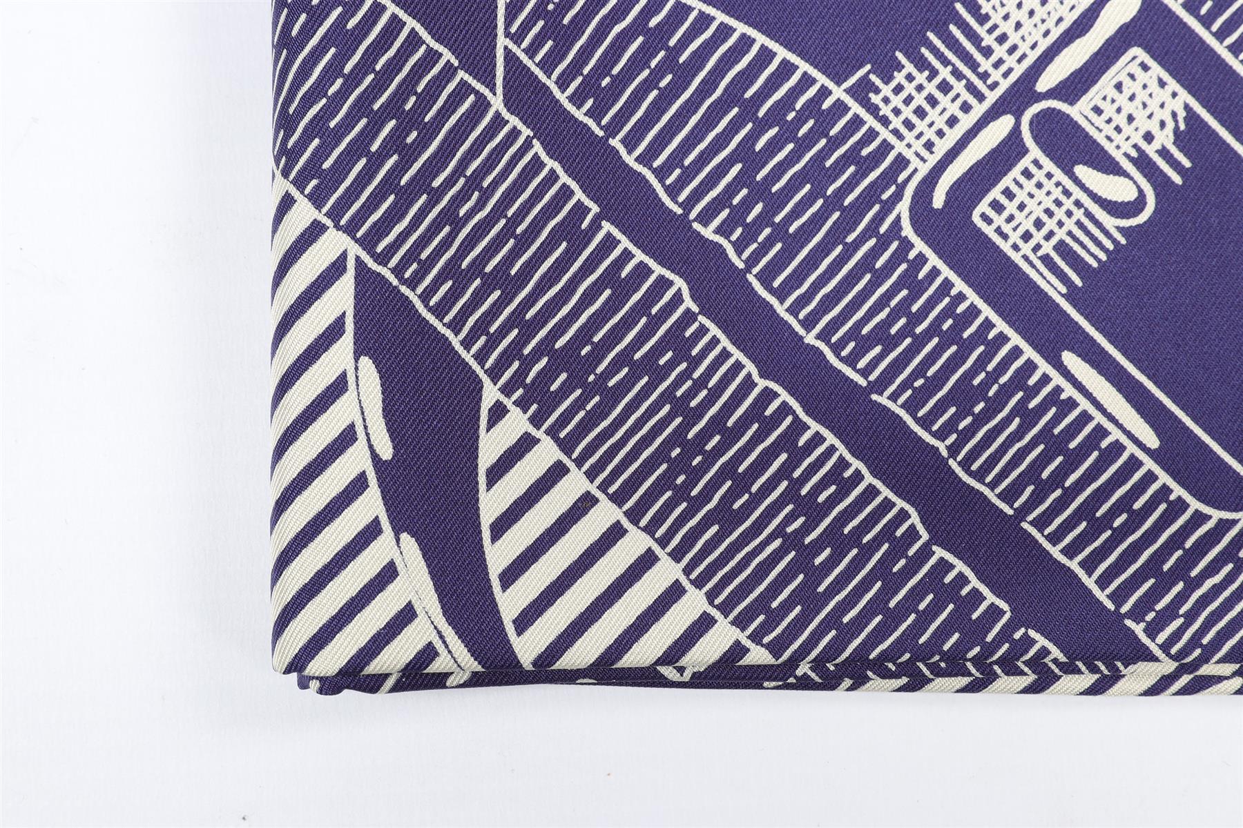 HERMÈS NAVY MORS Á  JOUET SILK SCARF ONE SIZE