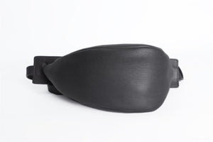 THE ROW BLACK SLOUCHY BANANA SMALL LEATHER SHOULDER BAG