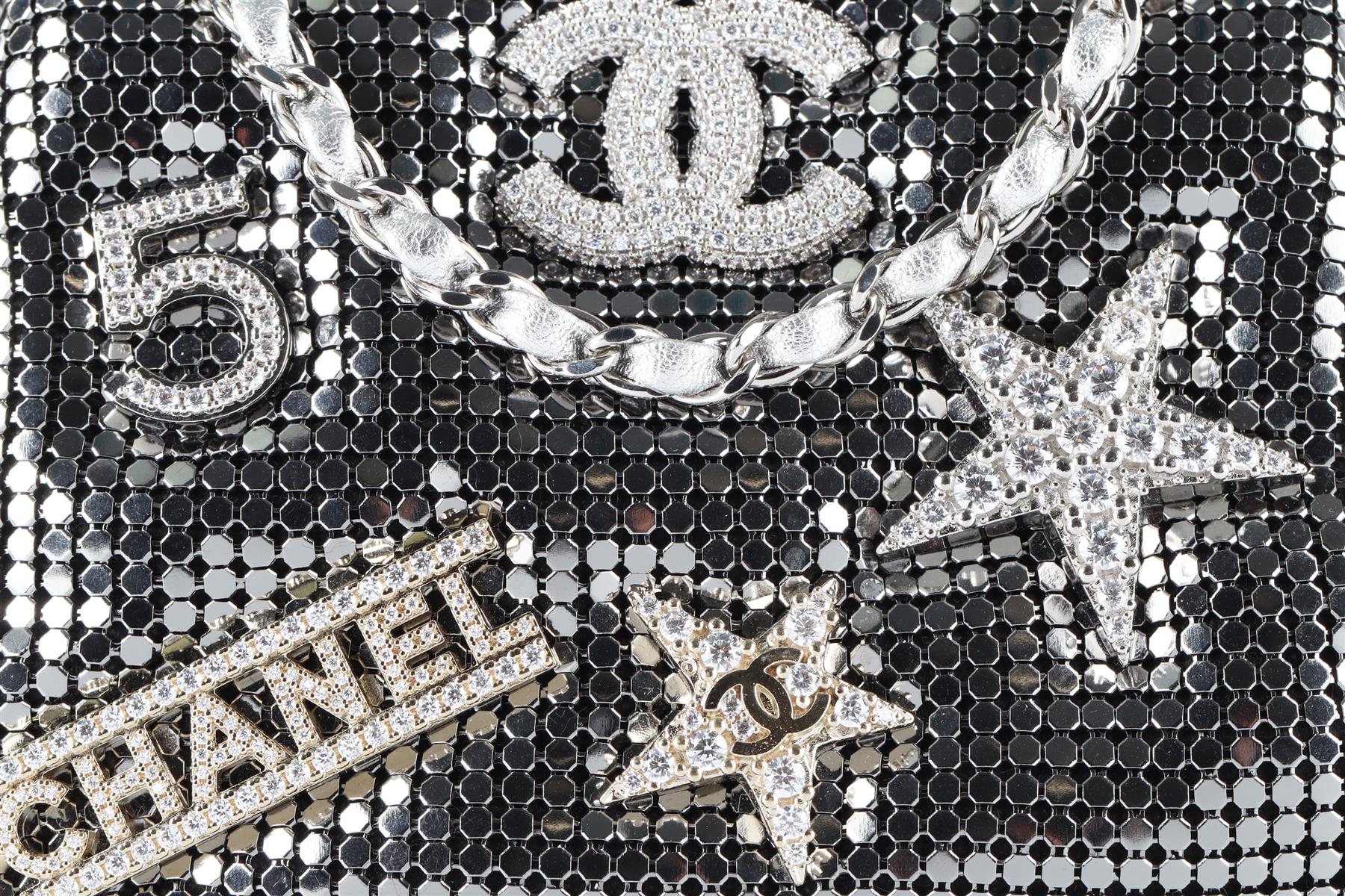 CHANEL SILVER 2023 CRYSTAL AND MESH CLUTCH WITH CHAIN