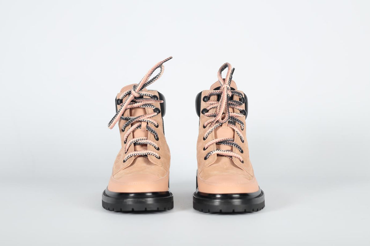 CHANEL 2020 SUEDE AND LEATHER ANKLE BOOTS EU 38 UK 5 US 8