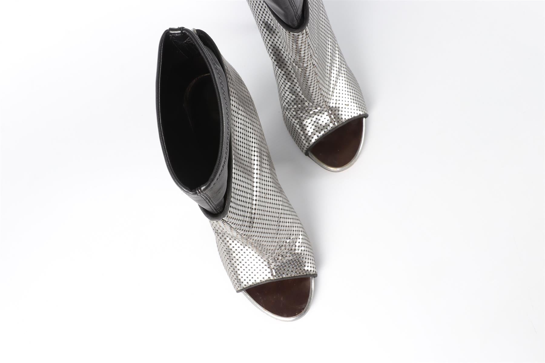 GIUSEPPE ZANOTTI SILVER LEATHER ANKLE BOOTS EU 38.5 UK 5.5 US 8.5