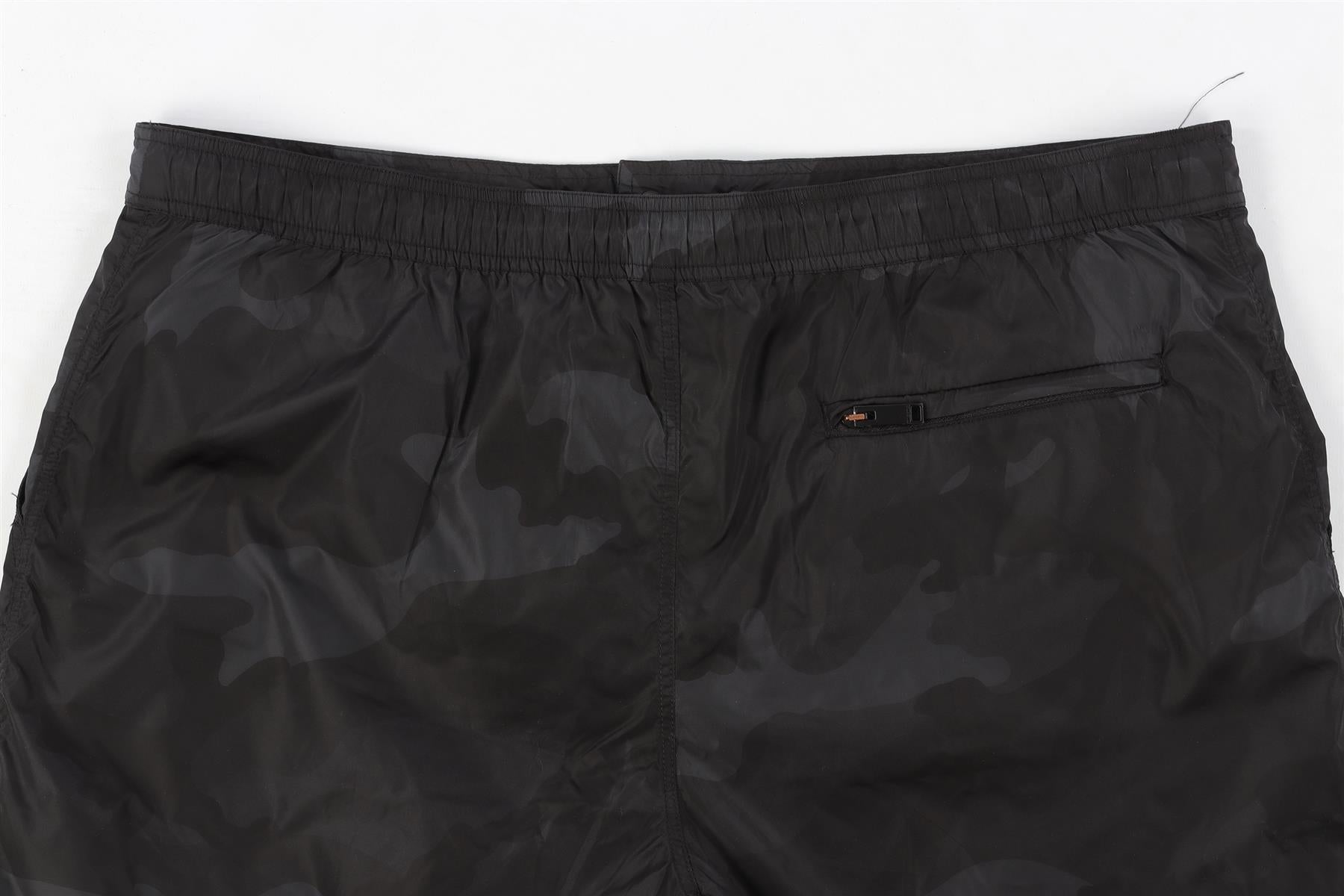 VALENTINO NAVY MEN'S SWIM SHORTS IT 50 UK 34