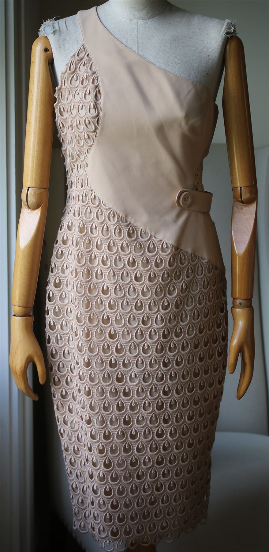 VERSACE COTTON CROCHETED AND SILK CADY ONE-SHOULDER DRESS IT 46 UK 14