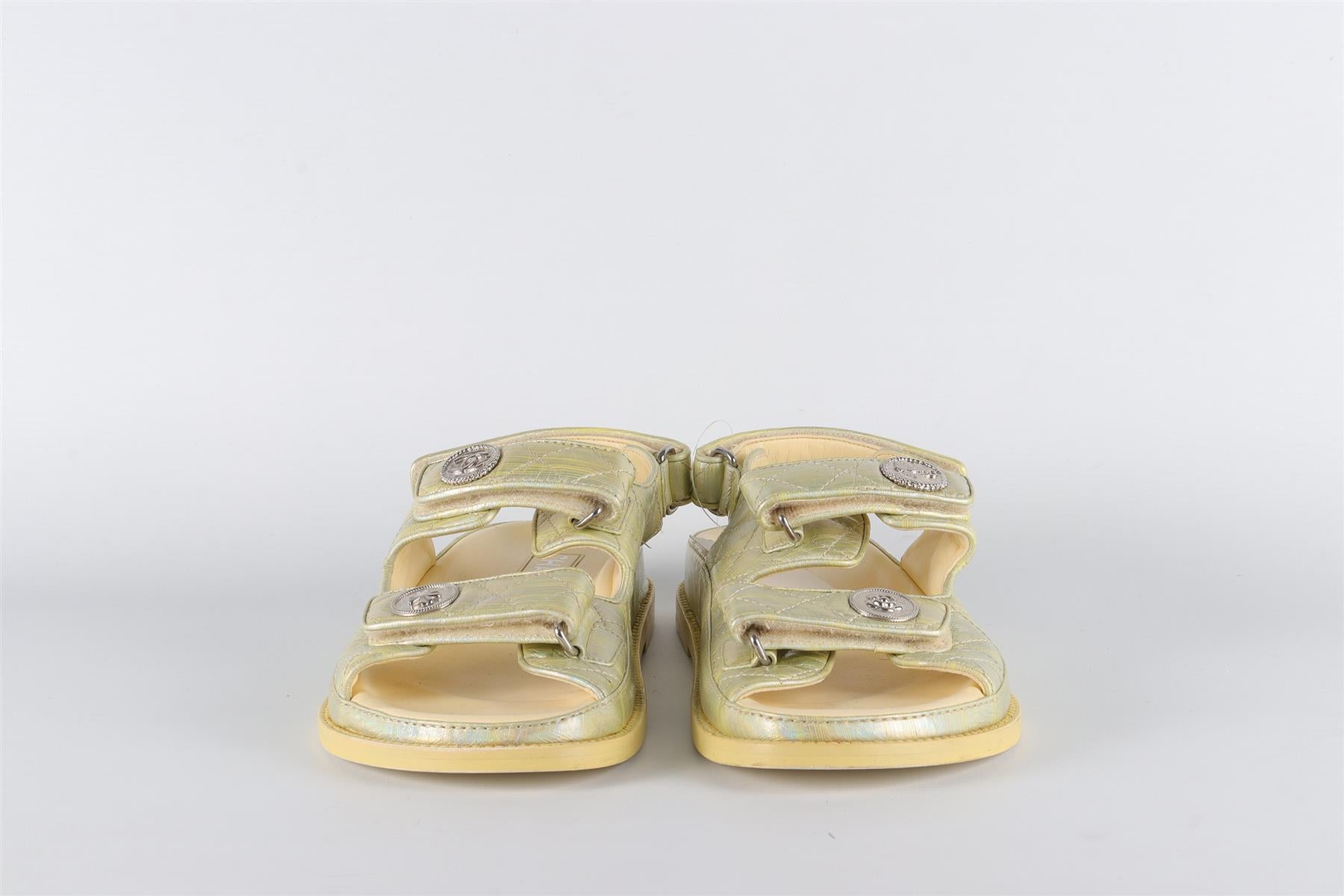 CHANEL YELLOW 2022 DAD QUILTED LEATHER SANDALS EU 38 UK 5 US 8