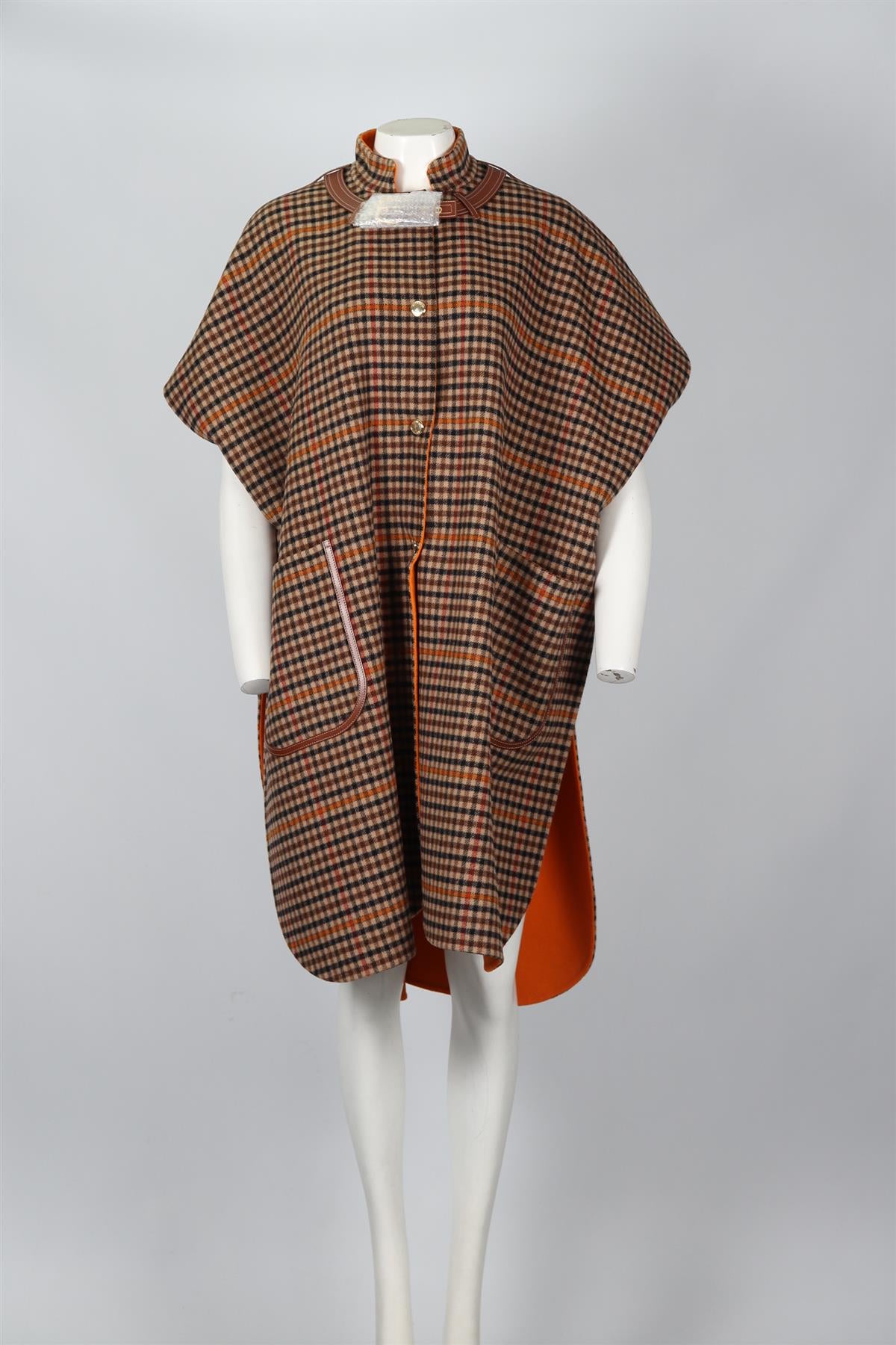 BURBERRY REVERSIBLE CHECKED WOOL CAPE XSMALL-SMALL