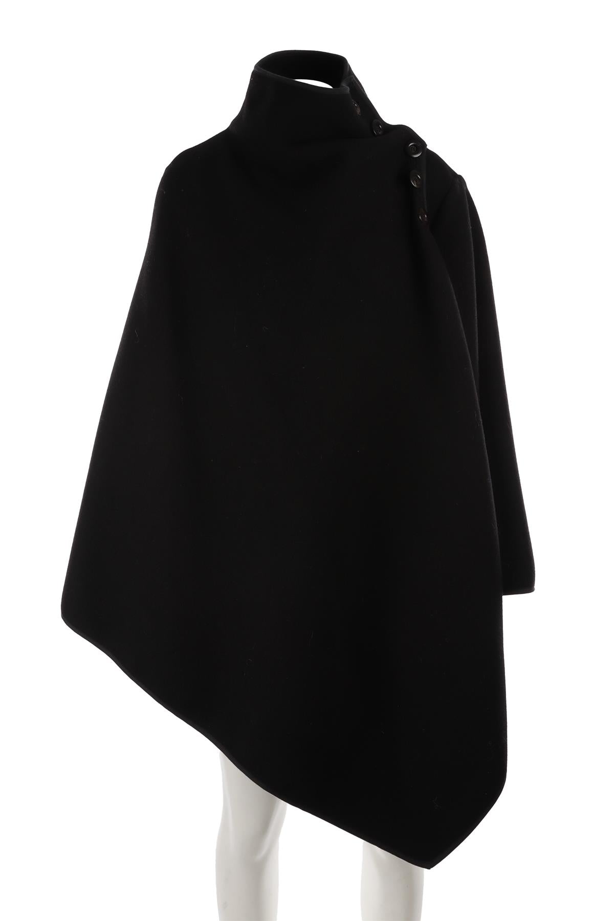 BLACK WOOL CAPE