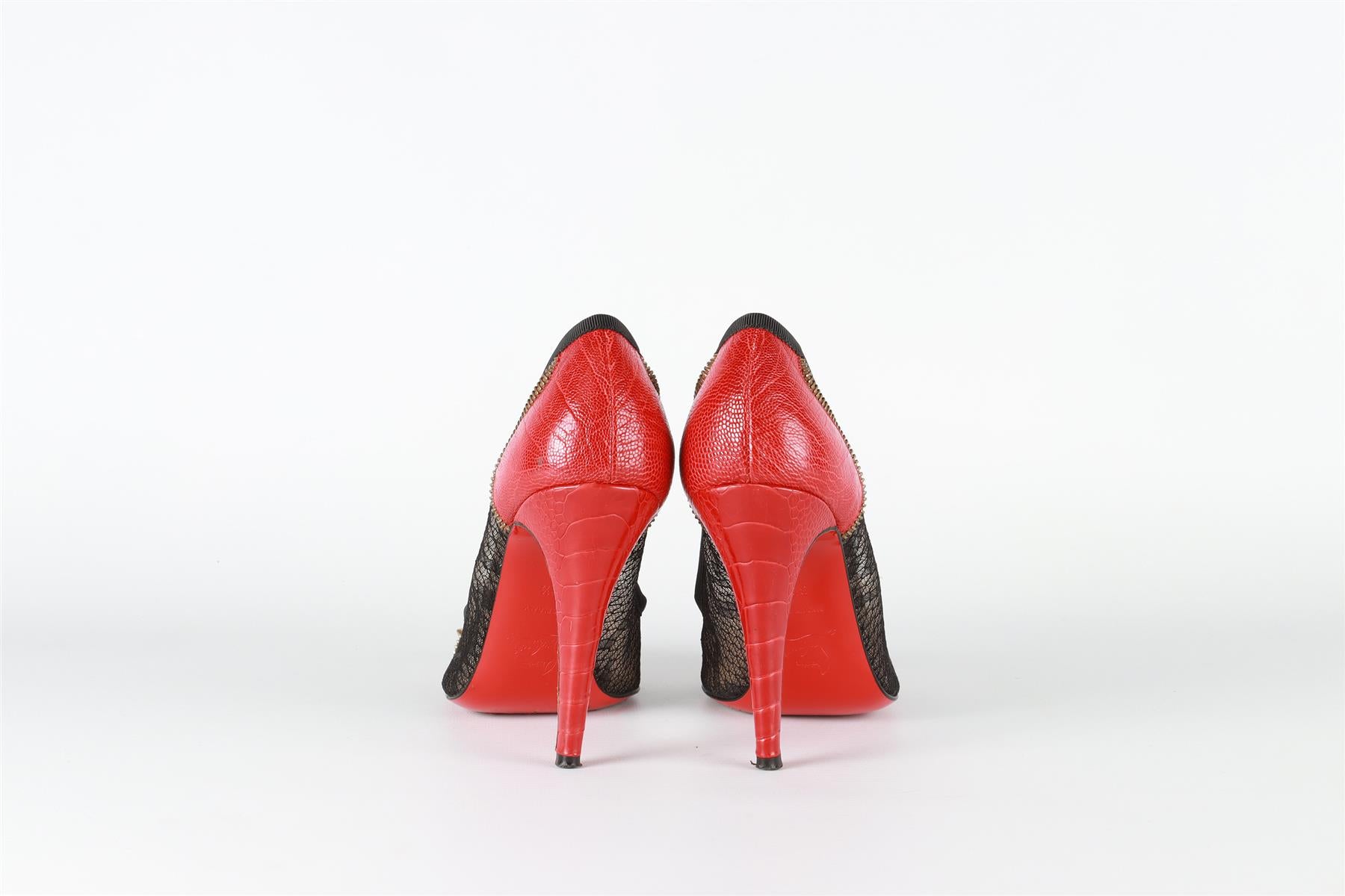 CHRISTAIN LOUBOUTIN RED LACE AND LEATHER PUMPS EU 38.5 UK 4.5 US 7.5