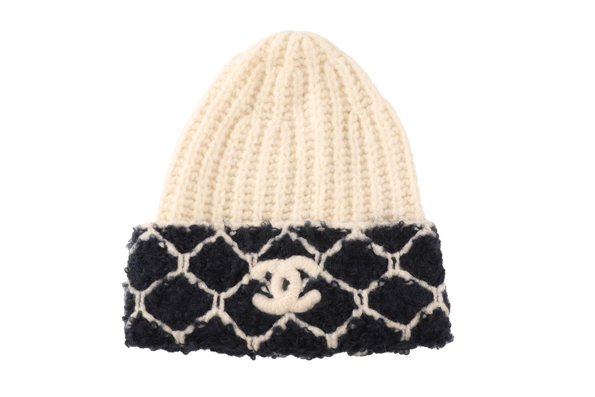 CHANEL CREAM 2021 CASHMERE BEANIE ONE SIZE
