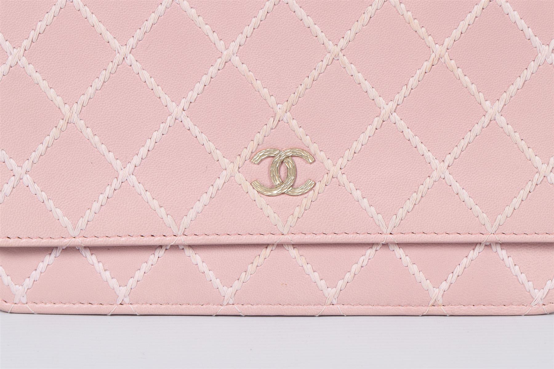 CHANEL PINK 2014 CHAIN ON WALLET QUILTED LEATHER SHOULDER BAG