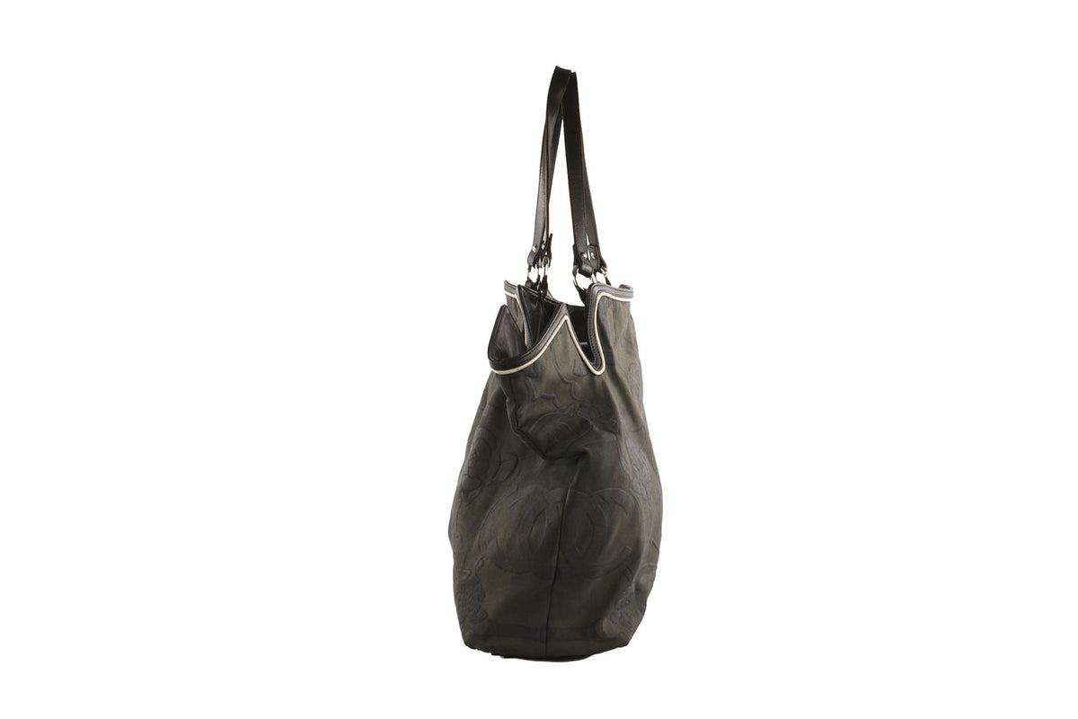 CHANEL GREEN 2008-2009 CANVAS TOTE BAG
