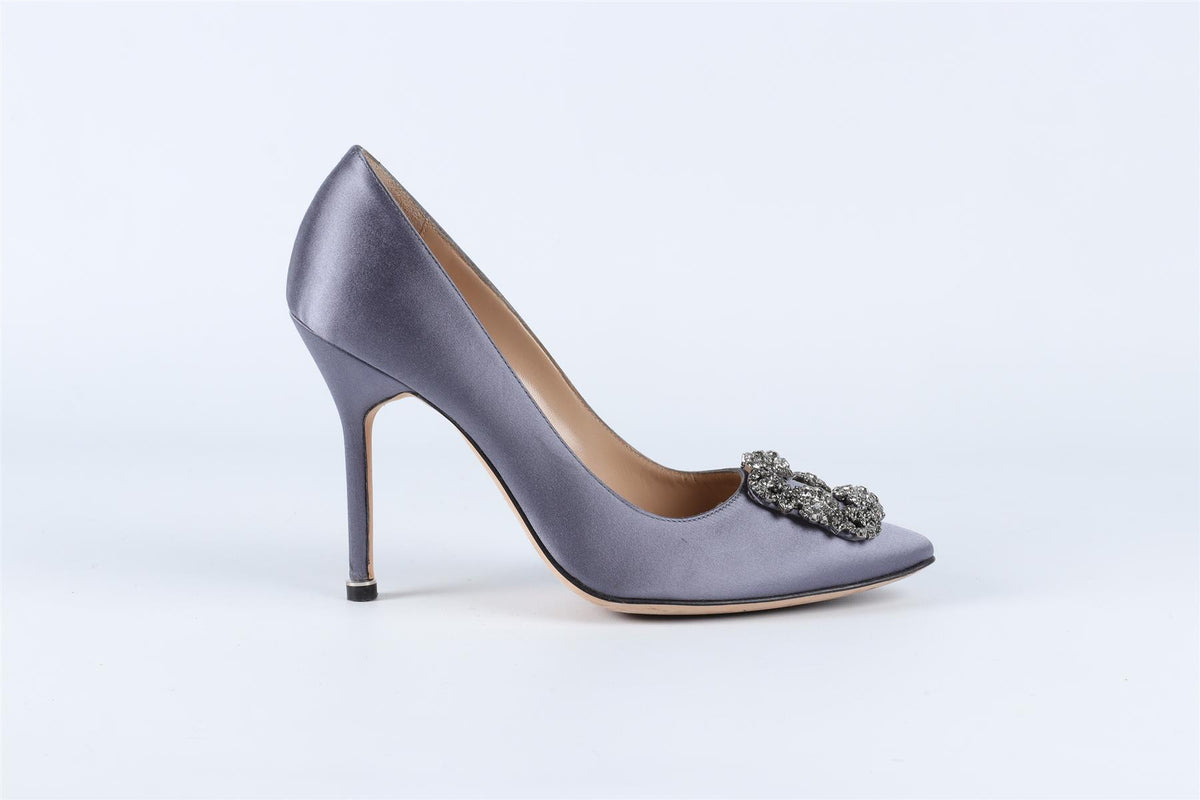 MANOLO BLAHNIK GREY HANGISI CRYSTAL AND SATIN PUMPS EU 38 UK 5 US 8