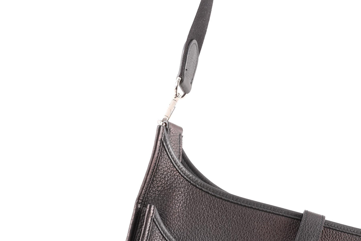 HERMÈS BLACK 2009 EVELYNE GM TOGO LEATHER SHOULDER BAG