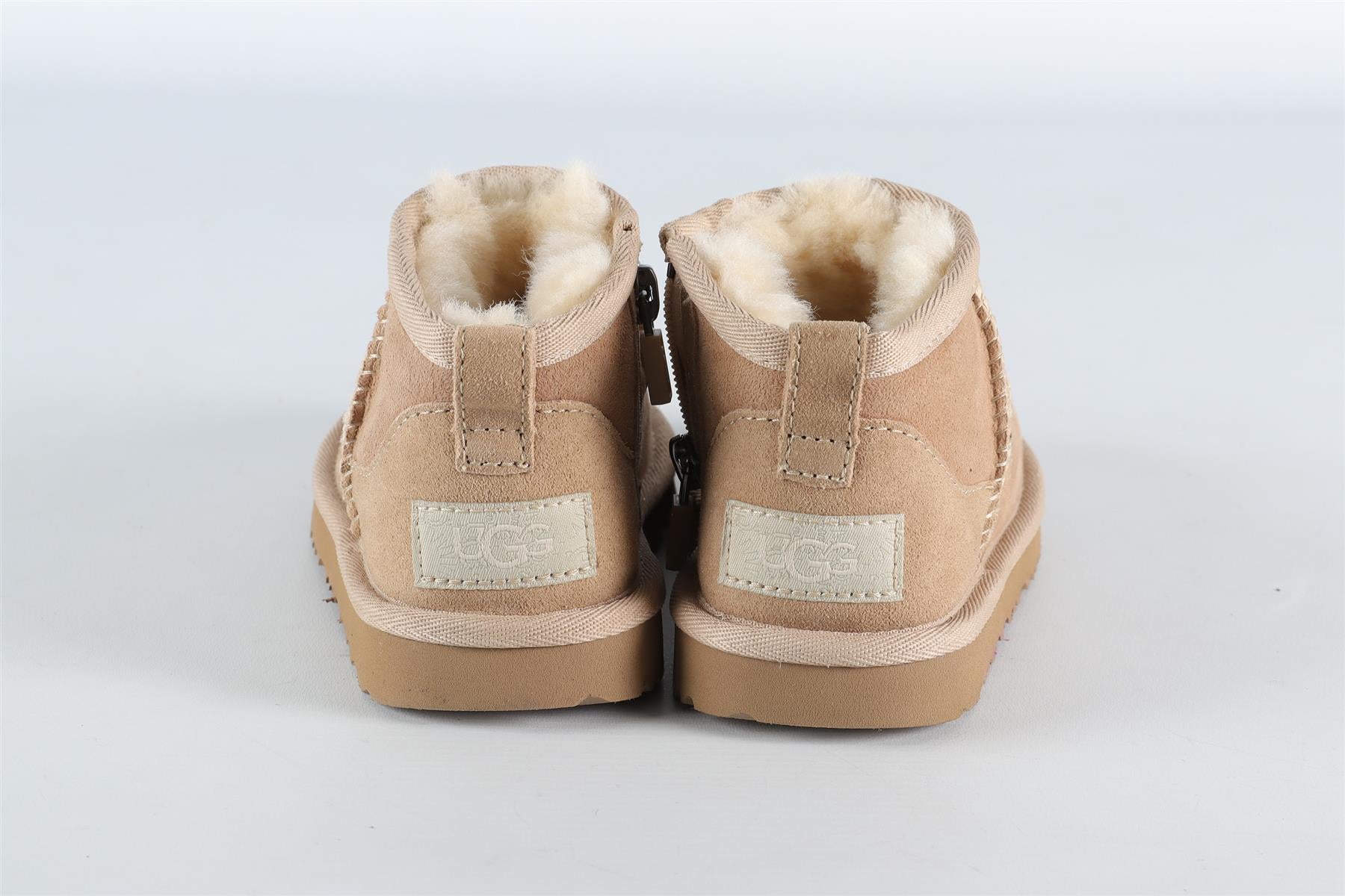 UGG BEIGE KIDS GIRLS BOOTS EU 28.5 UK 10 US 11