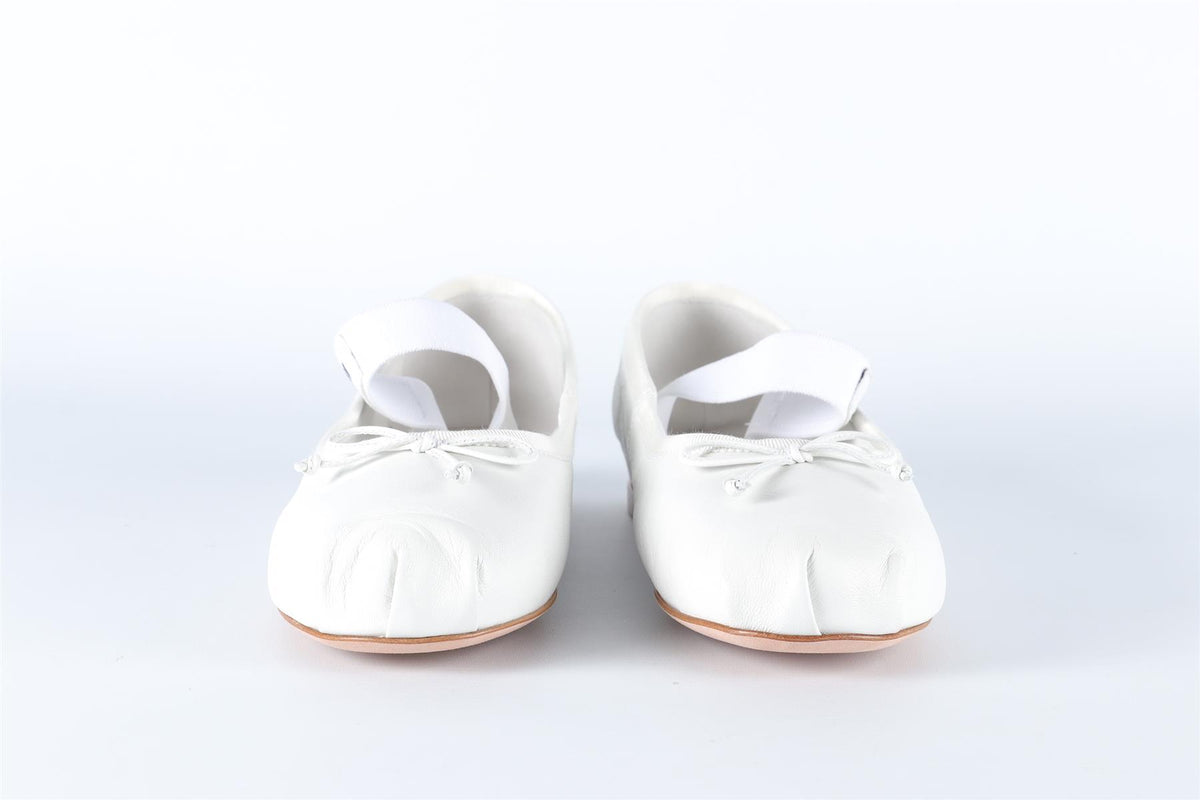 MIU MIU WHITE LEATHER BALLET FLATS EU 38 UK 5 US 8