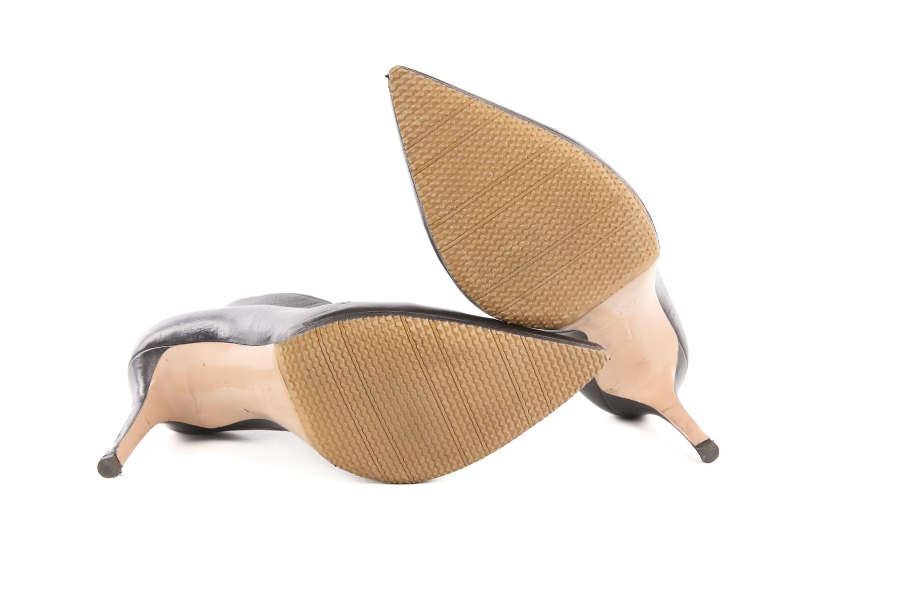 GIANVITO ROSSI BLACK LEATHER ANKLE BOOTS EU 38 UK 5 US 8