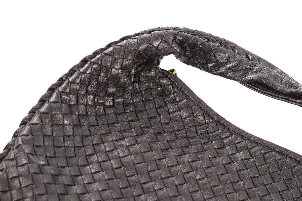 BLACK MEDIUM INTRECCIATO LEATHER SHOULDER BAG