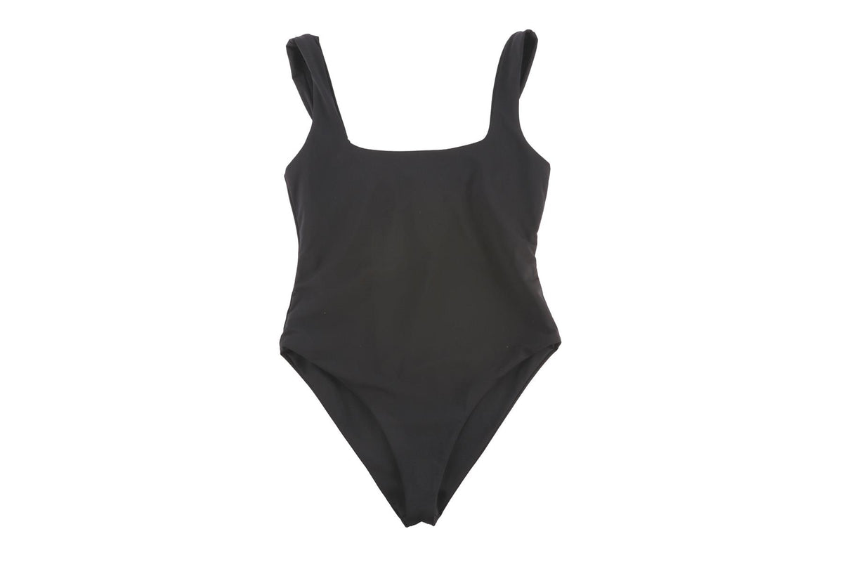BLACK SWIMSUIT