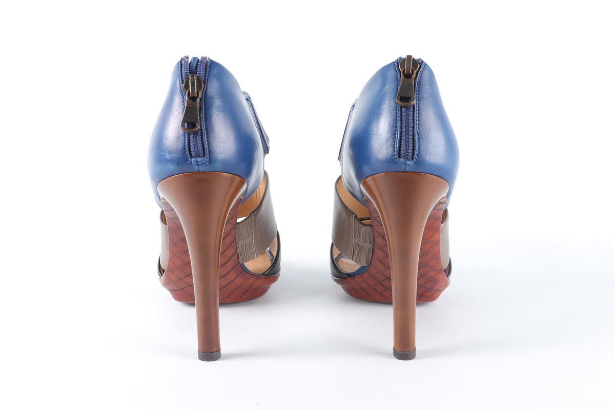 BOTTEGA VENETA BLUE LEATHER SANDALS EU 39 UK 6 US 9