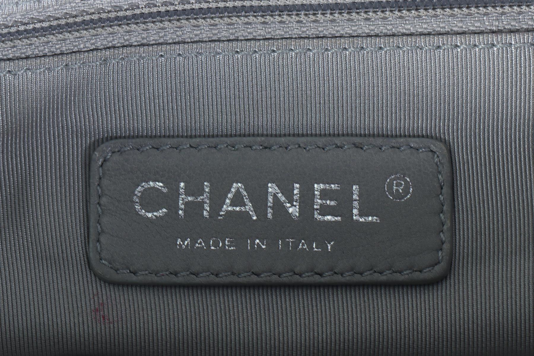 CHANEL 2009 CC QUILTED DENIM SHOULDER BAG