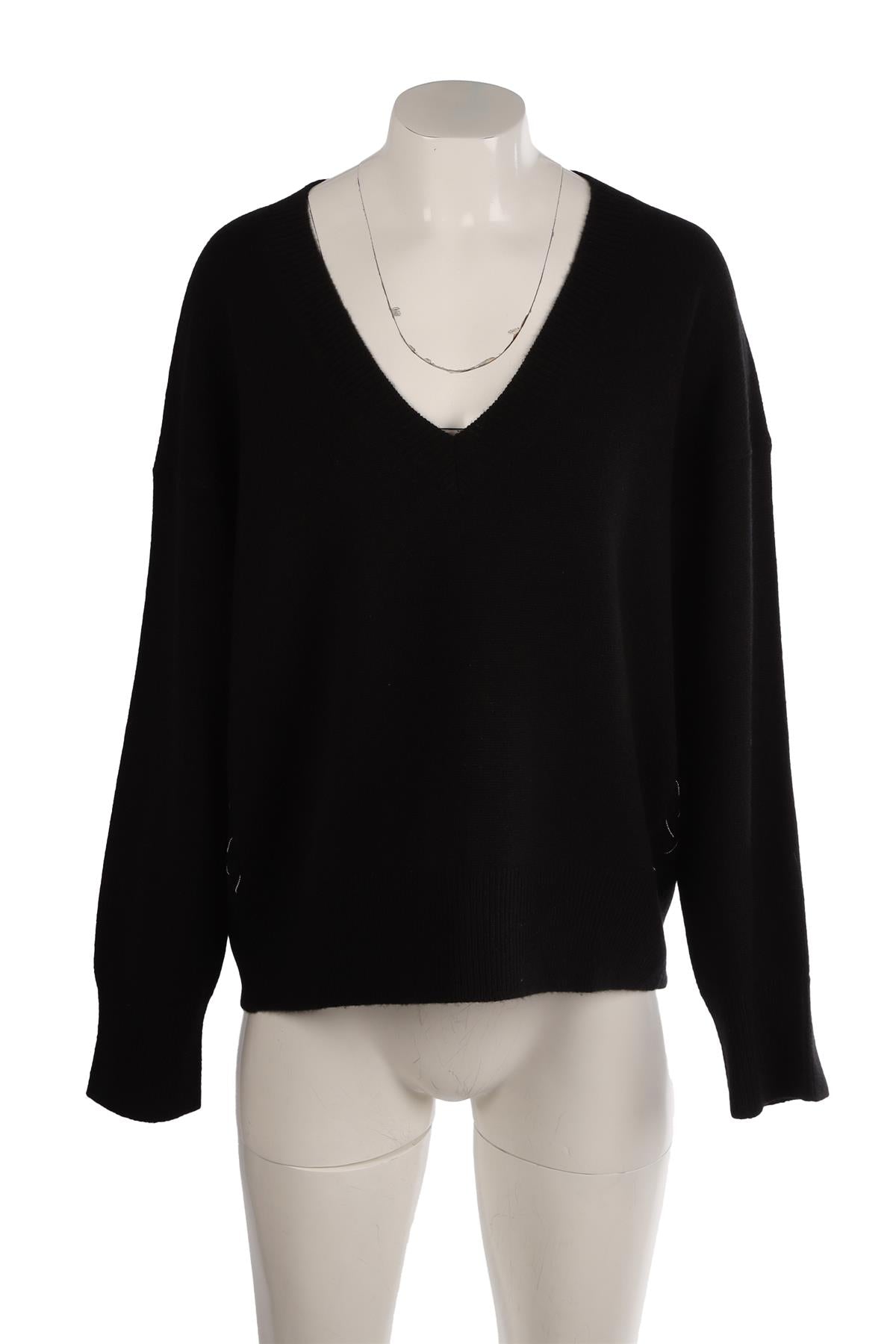 MAX & MOI BLACK WOOL SWEATER MEDIUM