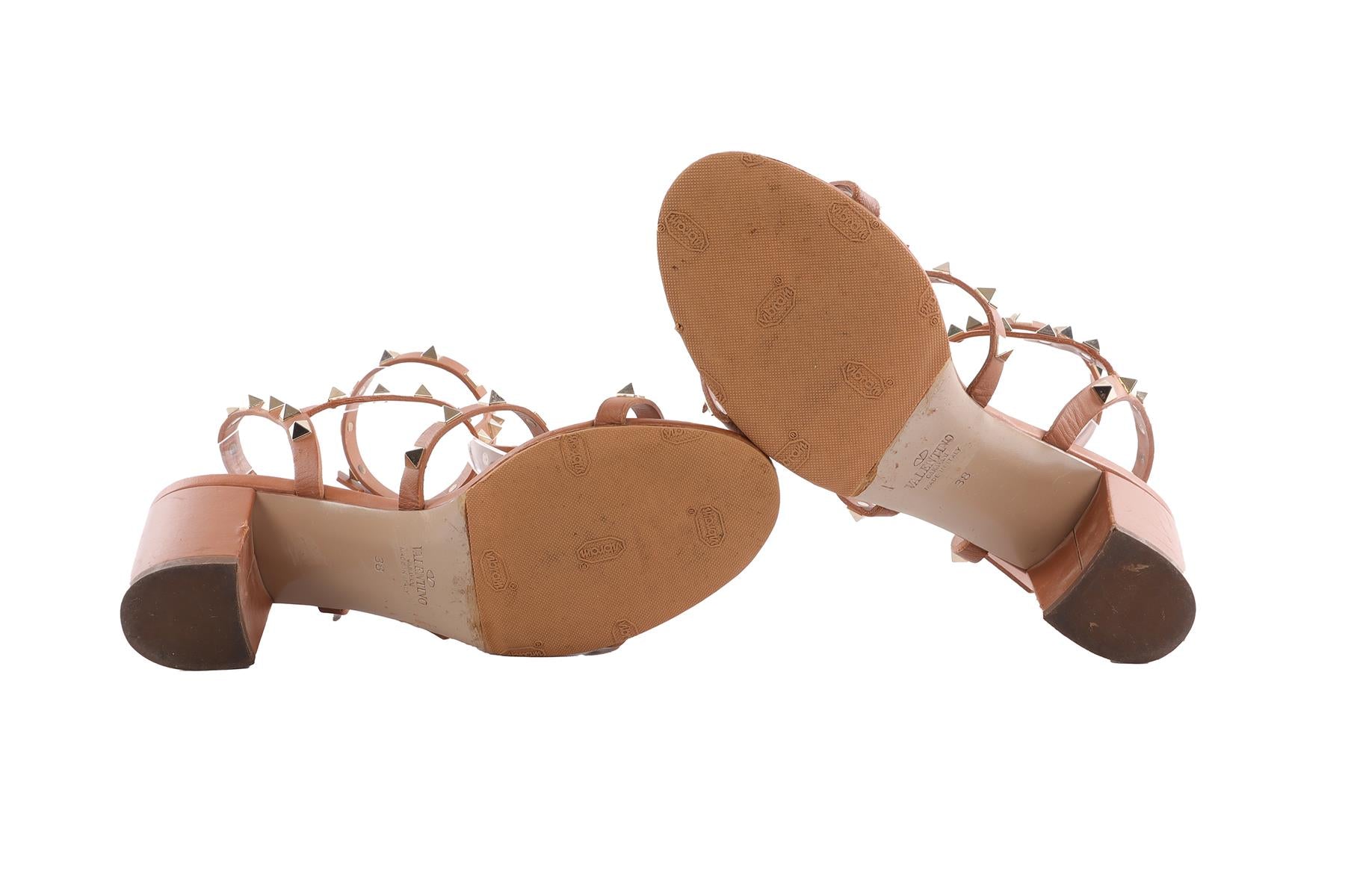 VALENTINO GARAVANI BROWN ROCKSTUD LEATHER SANDALS EU 38