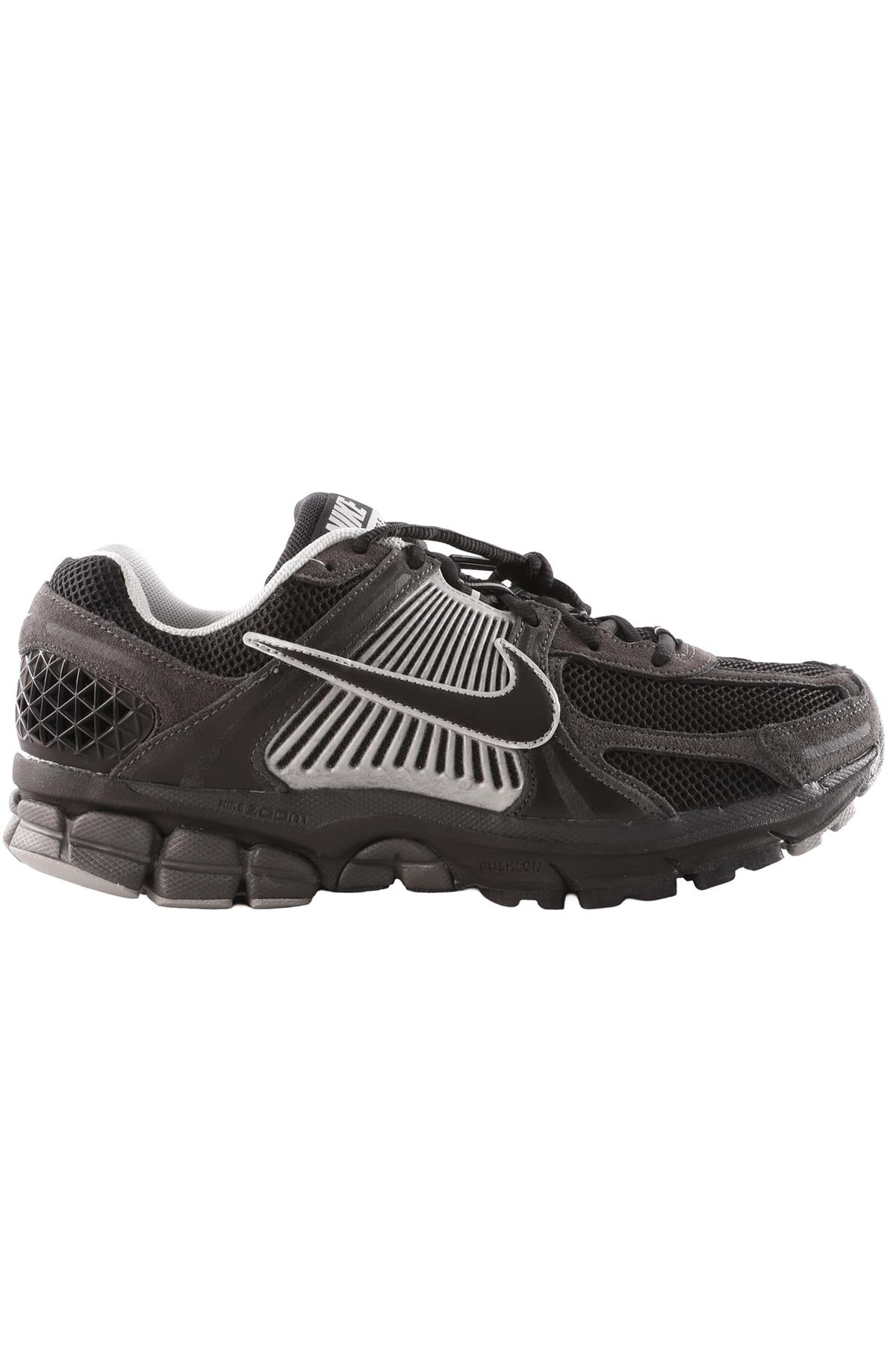 NIKE BLACK MEN'S ZOOM VOMERO 5 SNEAKERS EU 44 UK 9 US 10