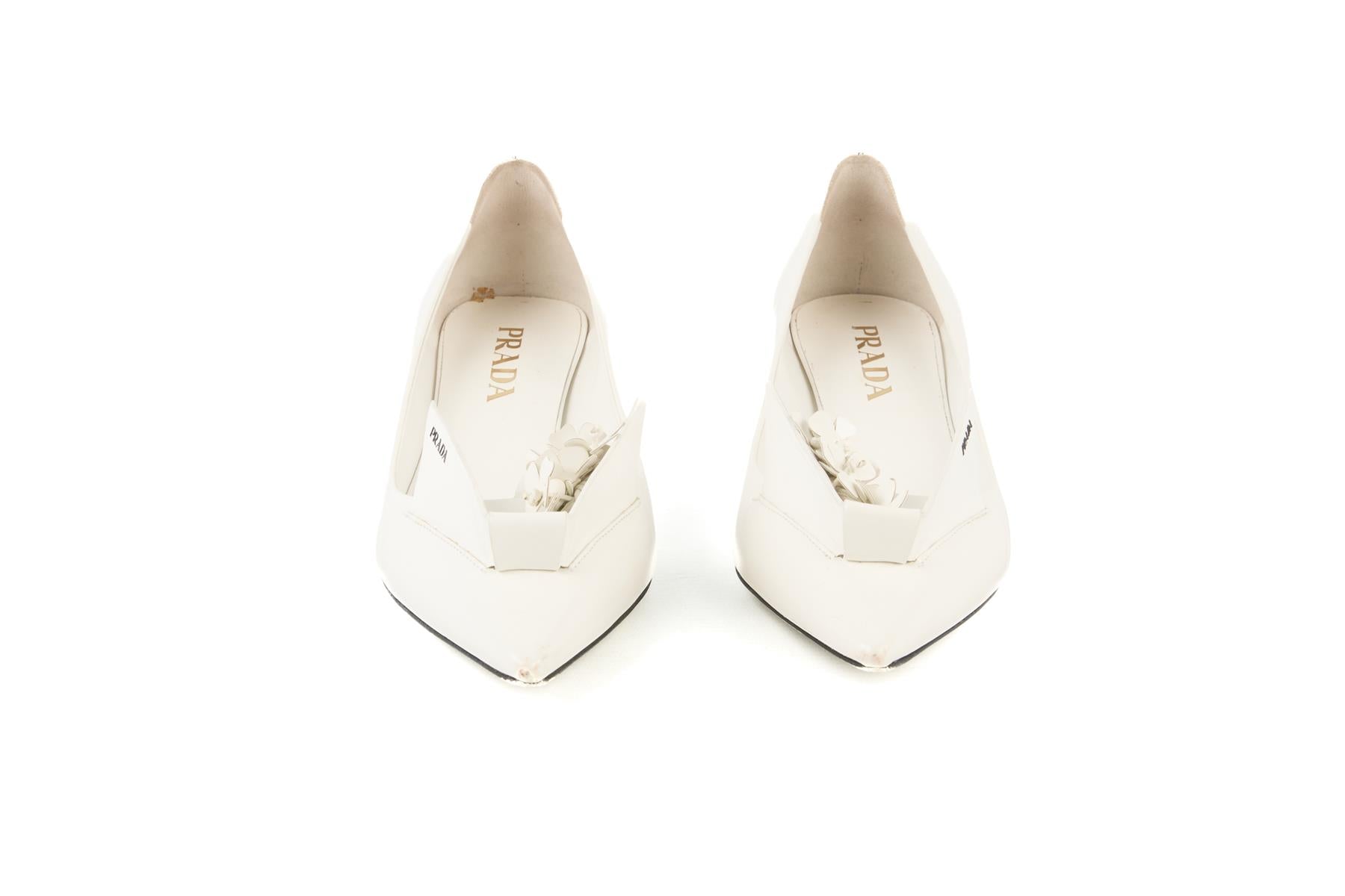 PRADA WHITE LEATHER PUMPS EU 38 UK 5 US 8