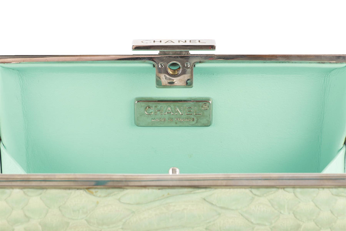 CHANEL GREEN 2012 CC PYTHON CLUTCH