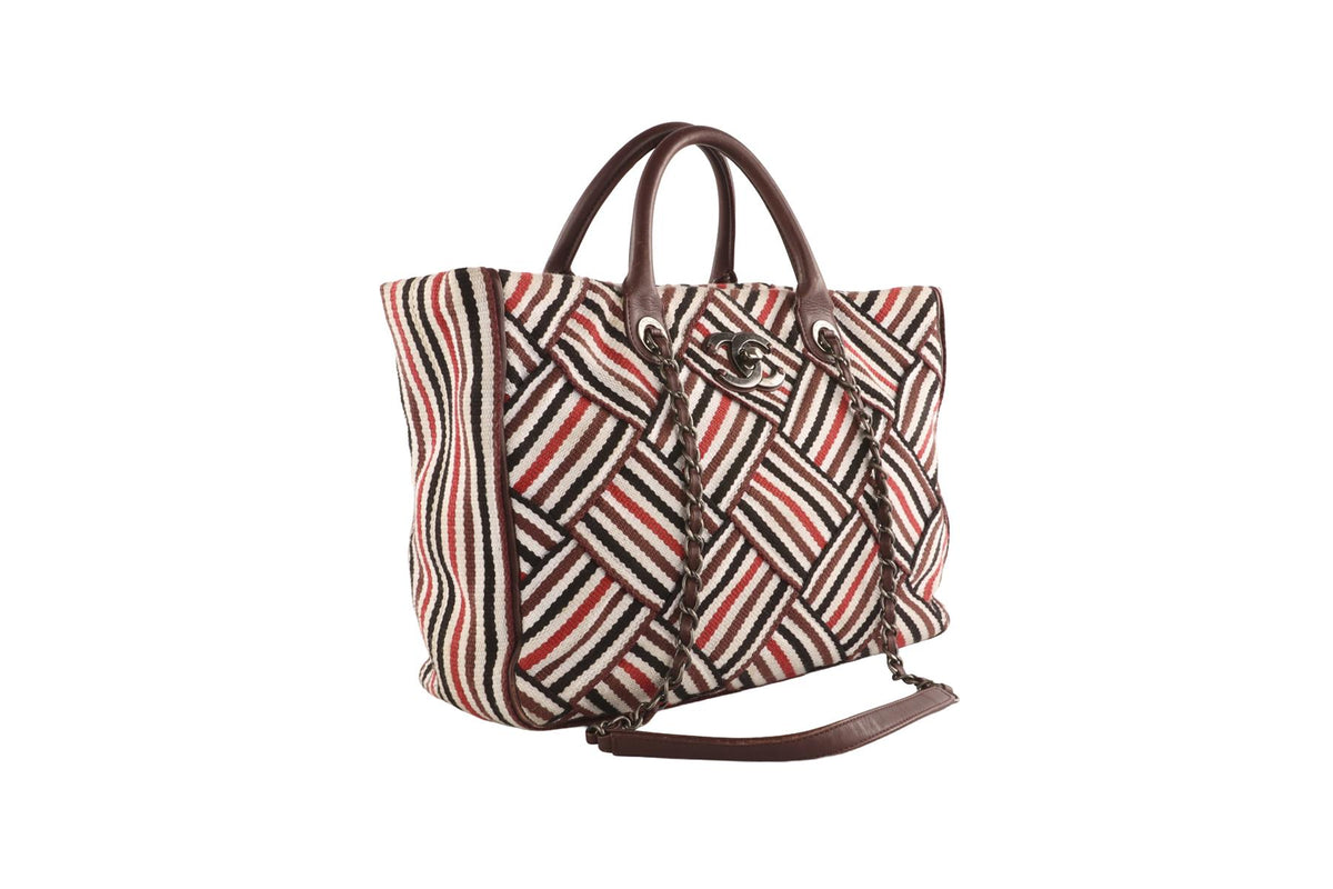 CHANEL BURGUNDY 2016 CANVAS TOTE BAG