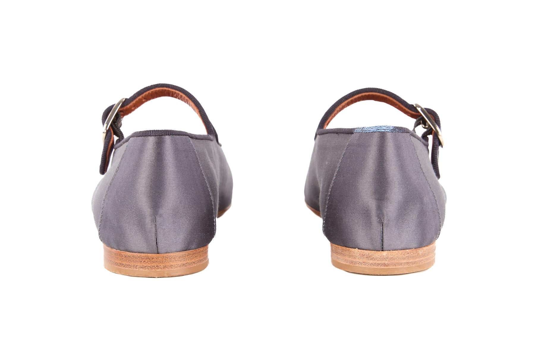 LE MONDE BERYL NAVY SATIN BALLET FLATS EU 38.5 UK 5.5 US 8.5