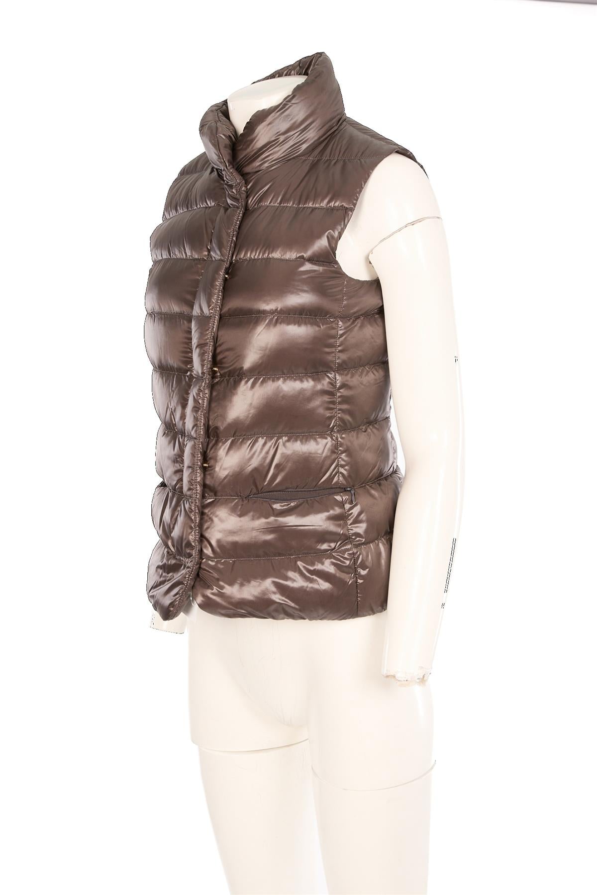 HERNO GREY PADDED DOWN GILET MEDIUM