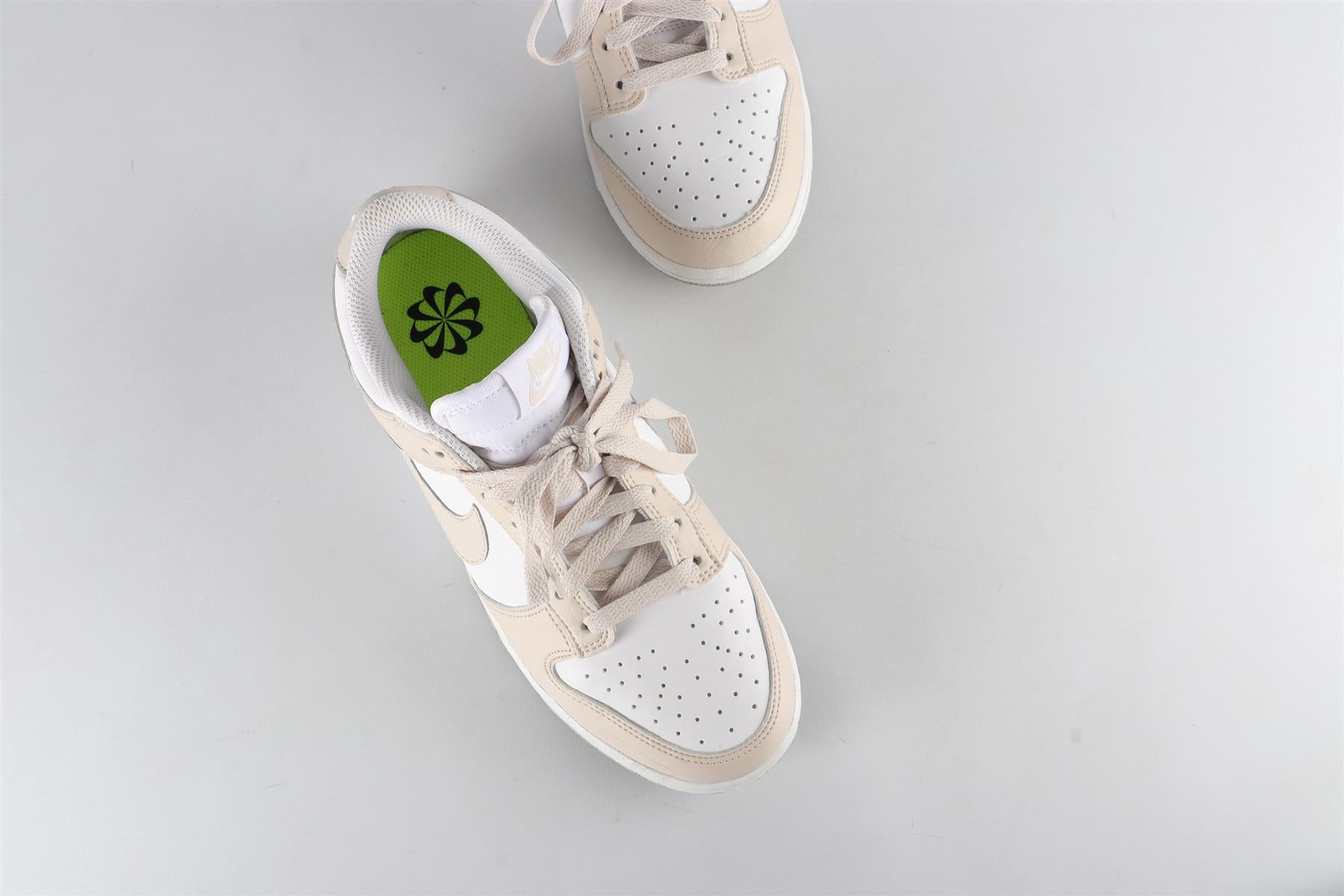 NIKE WHITE NATURE WHITE SNEAKERS EU 39 UK 5.5 US 8