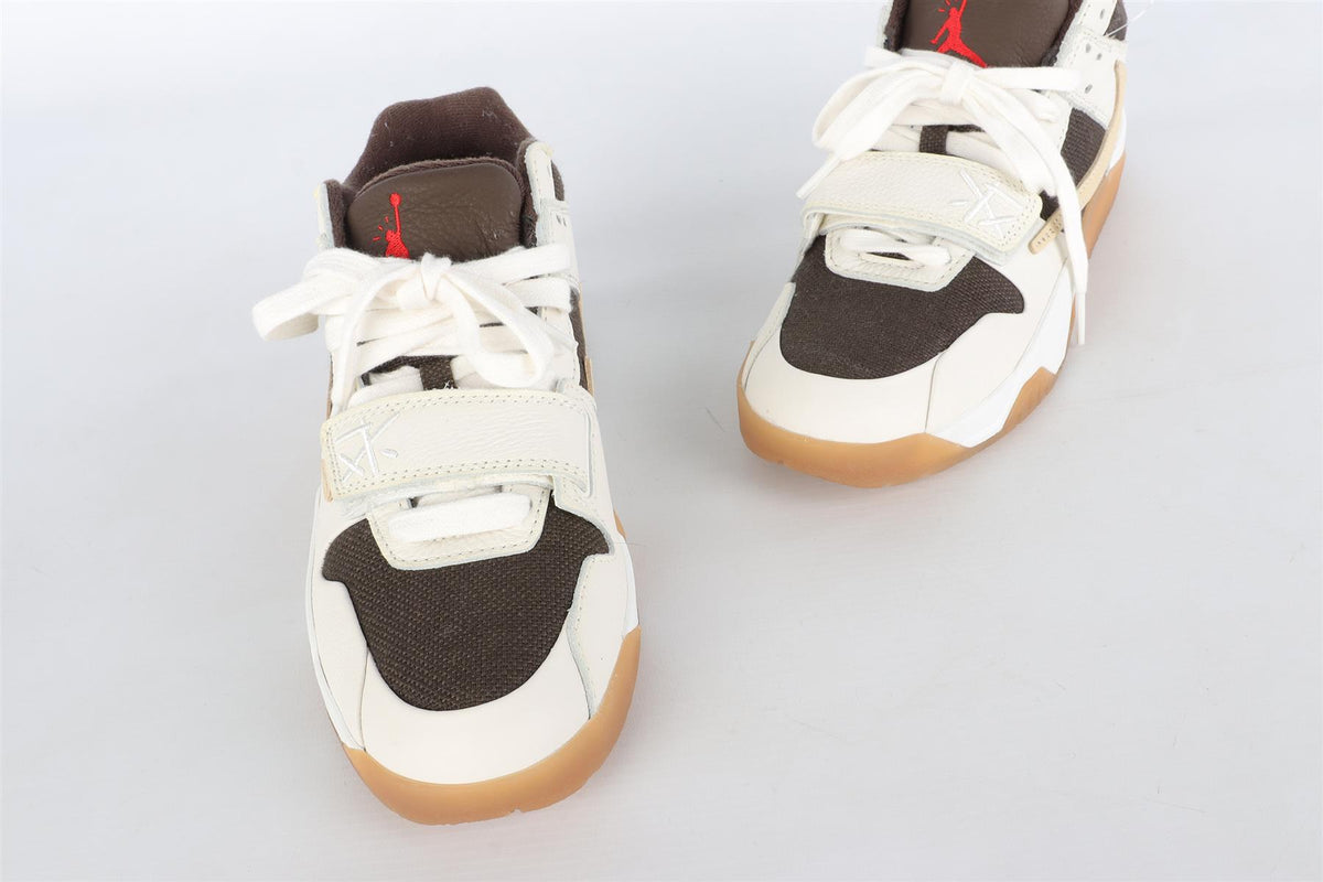 NIKE + TRAVIS SCOTT BROWN JUMPMAN JACK SAIL/DARK MOCHA SNEAKERS EU 39 UK 6 US 6.5