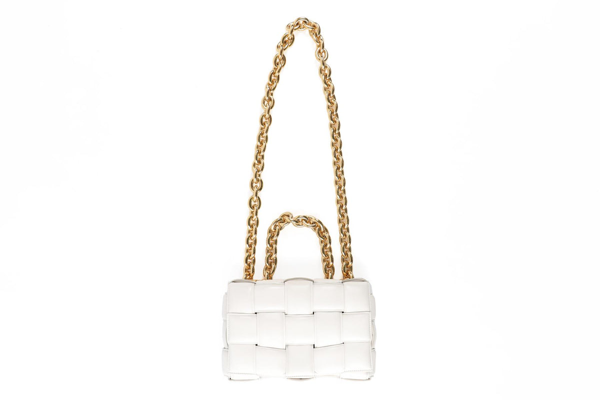 BOTTEGA VENETA WHITE THE CHAIN CASSETTE INTRECCIATO LEATHER SHOULDER BAG