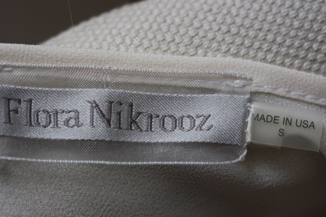FLORA NIKROOZ DREAMTAKER CHEMISE AND ROBE SMALL/LARGE