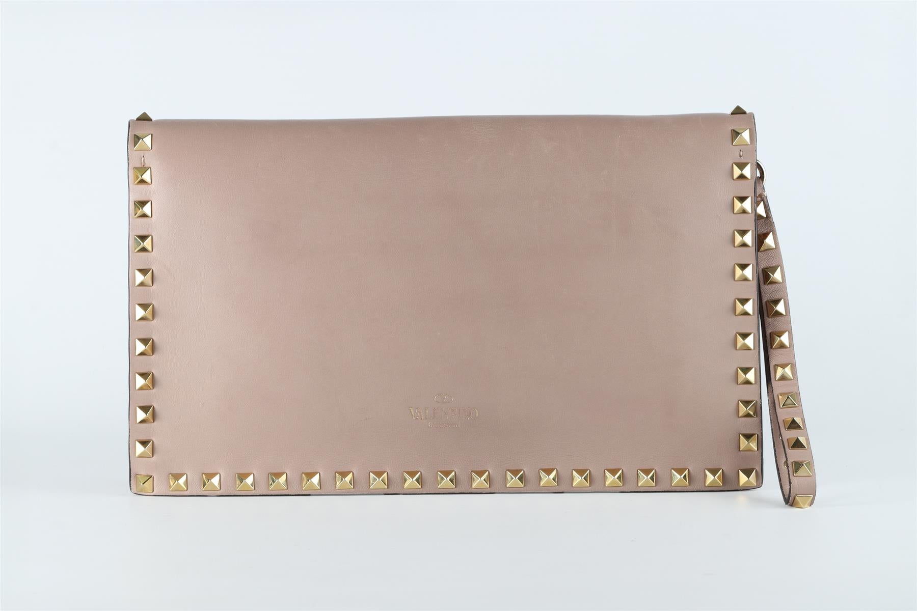VALENTINO GARAVANI PINK ROCKSTUD LEATHER CLUTCH