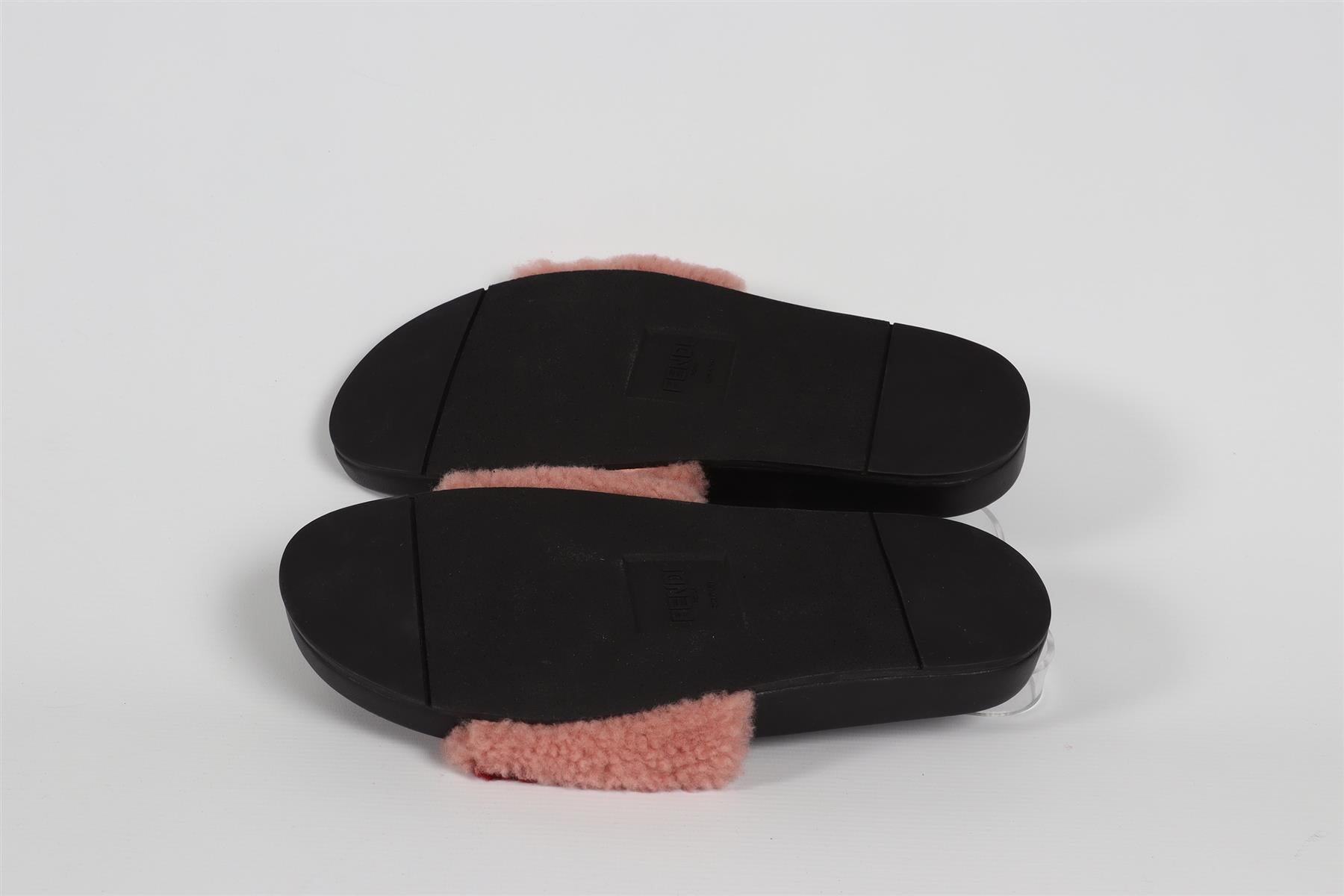 FENDI PINK SHEARLING AND LEATHER SLIDES EU 39 UK 6 US 9