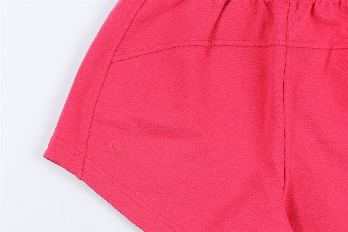 LULULEMON PINK SHORTS US 0 UK 4