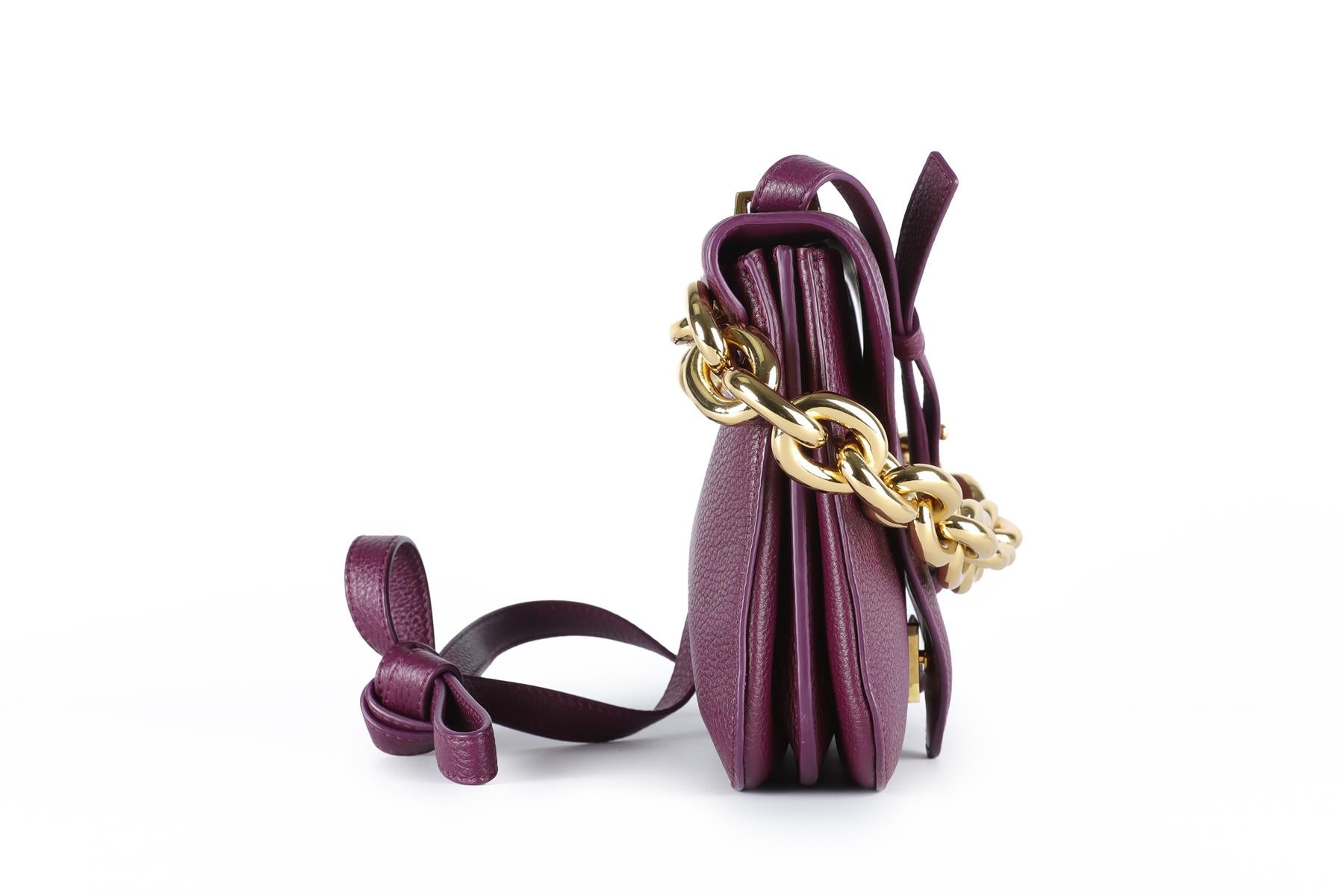 BOTTEGA VENETA PURPLE MOUNT SMALL LEATHER SHOULDER BAG