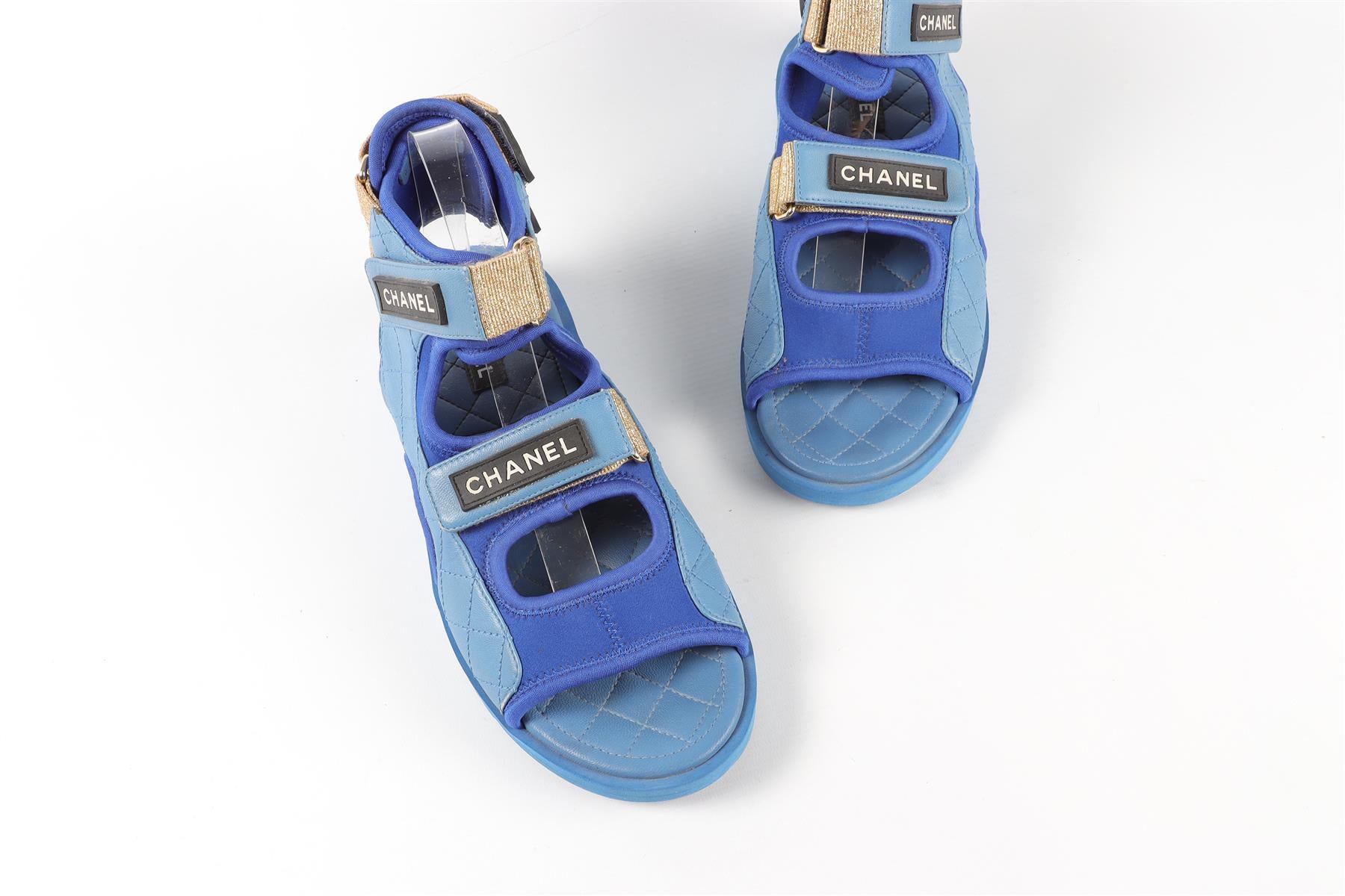 CHANEL BLUE 2021 LEATHER SANDALS EU 38.5 UK 5.5 US 8.5