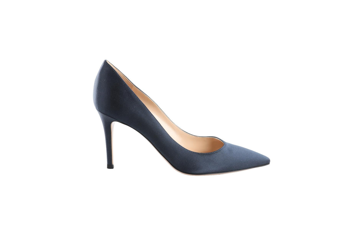 GIANVITO ROSSI NAVY SATIN PUMPS EU 38 UK 5 US 8