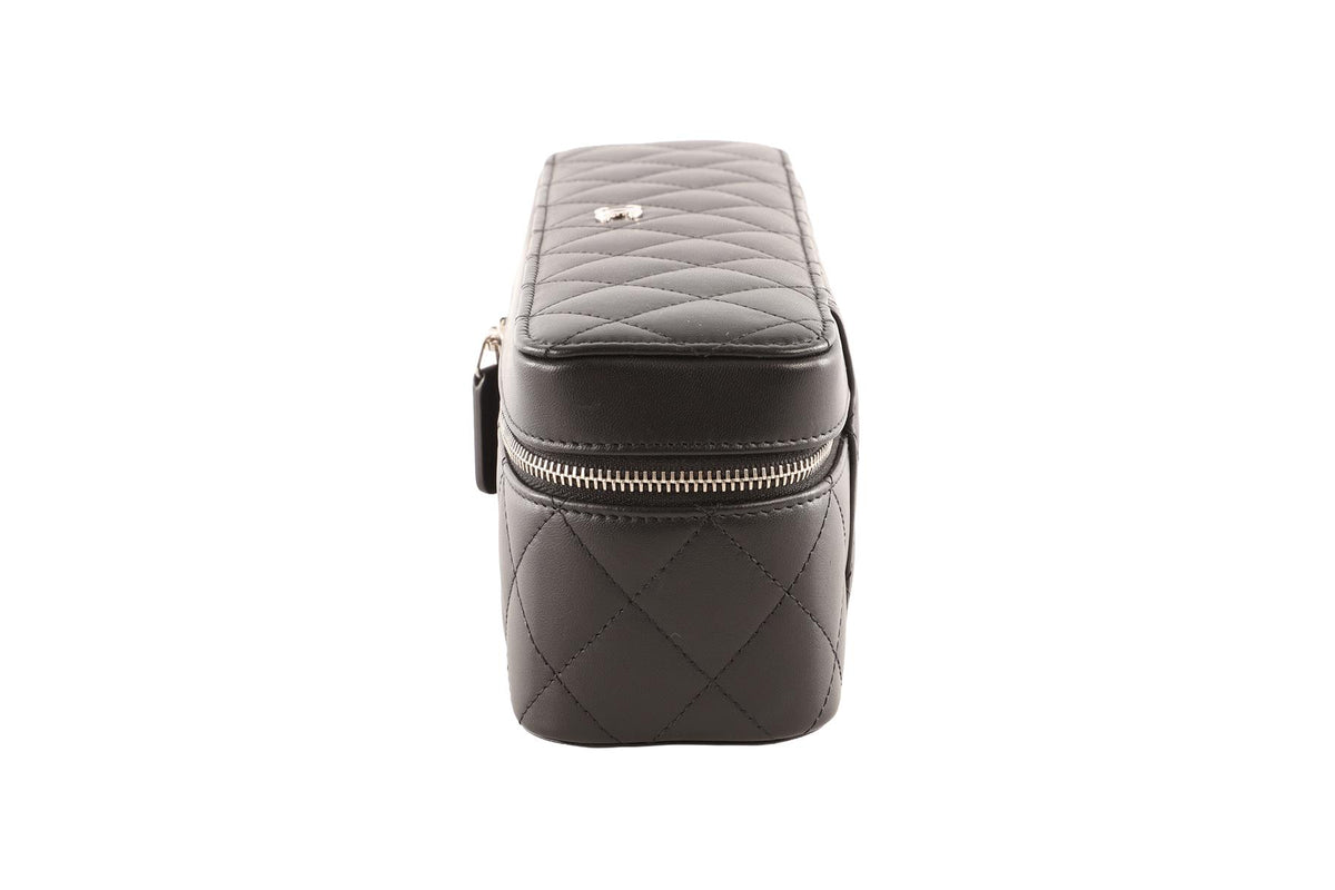 CHANEL BLACK 2016 CC QUILTED LEATHER WATCH CASE