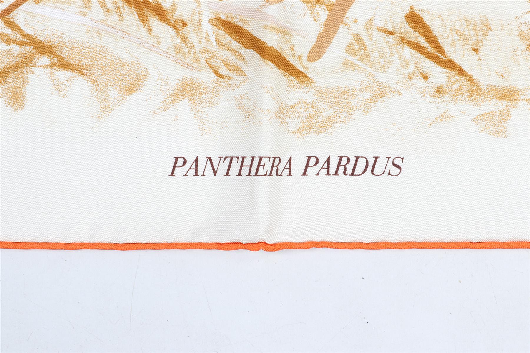 HERMÈS BROWN PANTHERA PARDUS SILK SCARF ONE SIZE