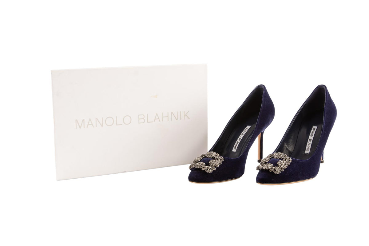 MANOLO BLAHNIK BLUE HANGISI VELVET PUMPS EU 39